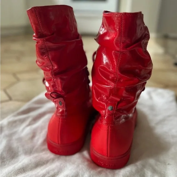 Monclair red boots - Excellent Condition - Picture 4 of 15